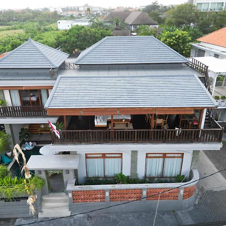 Tropical Beach House Bali Семіньяк Екстер'єр фото