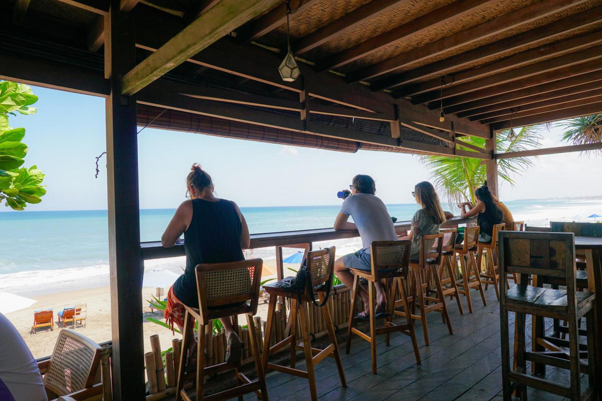 Tropical Beach House Bali Семіньяк Екстер'єр фото