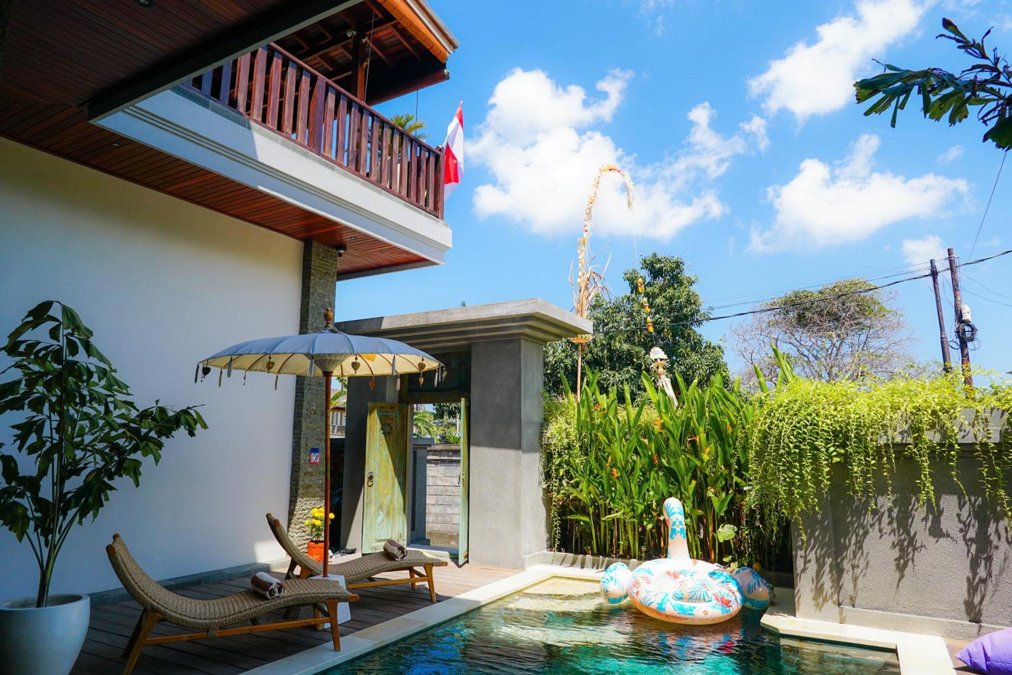 Tropical Beach House Bali Семіньяк Екстер'єр фото