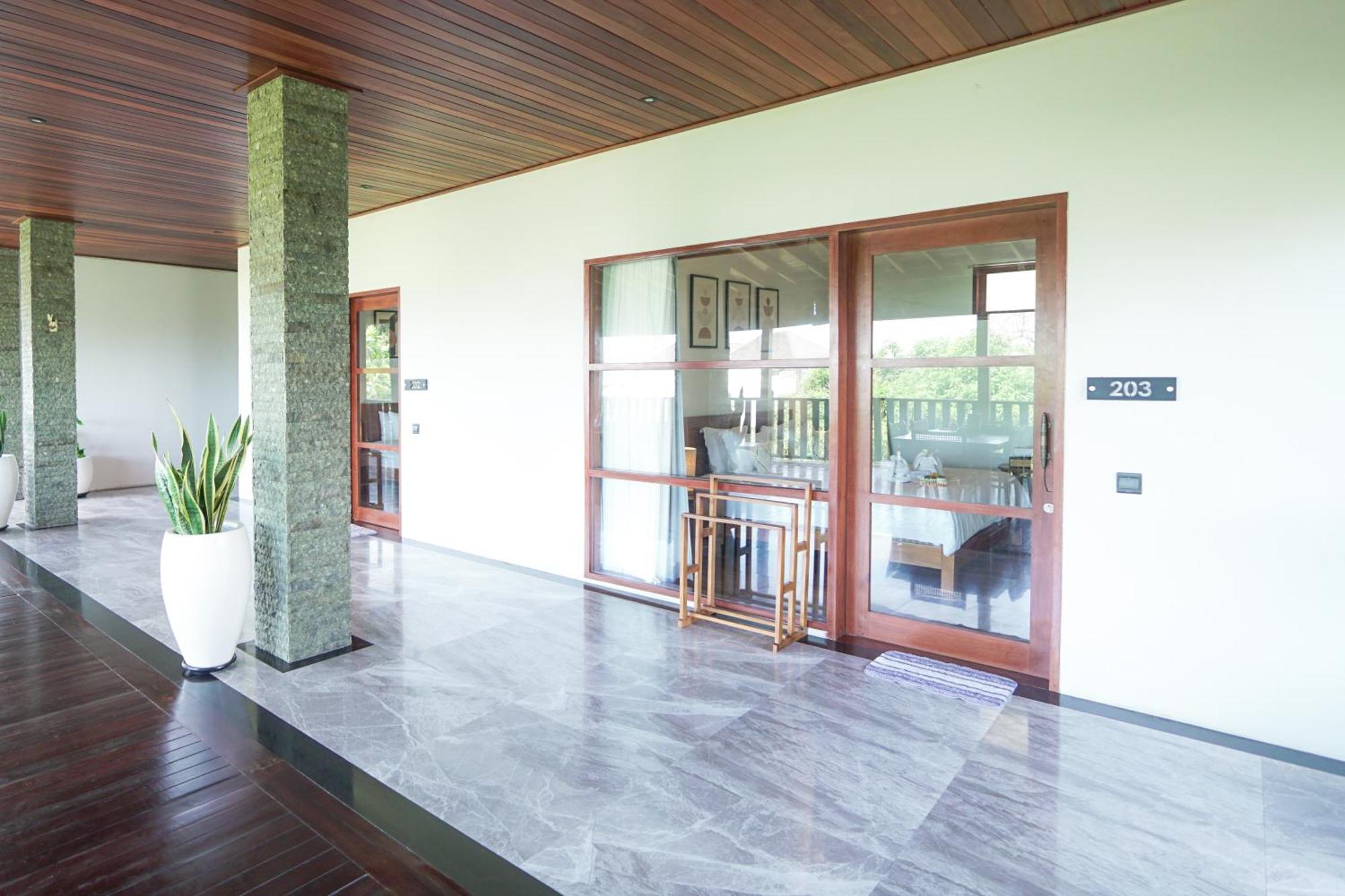 Tropical Beach House Bali Семіньяк Екстер'єр фото