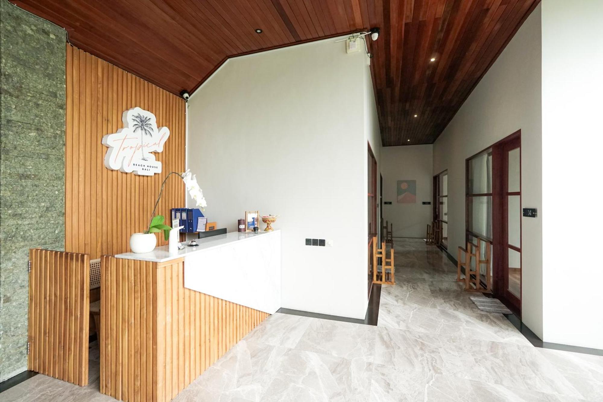 Tropical Beach House Bali Семіньяк Екстер'єр фото