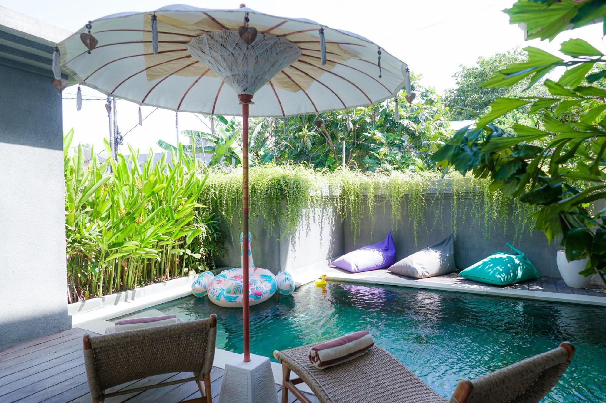 Tropical Beach House Bali Семіньяк Екстер'єр фото